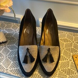 Tassel Loafers in Black and Gray
